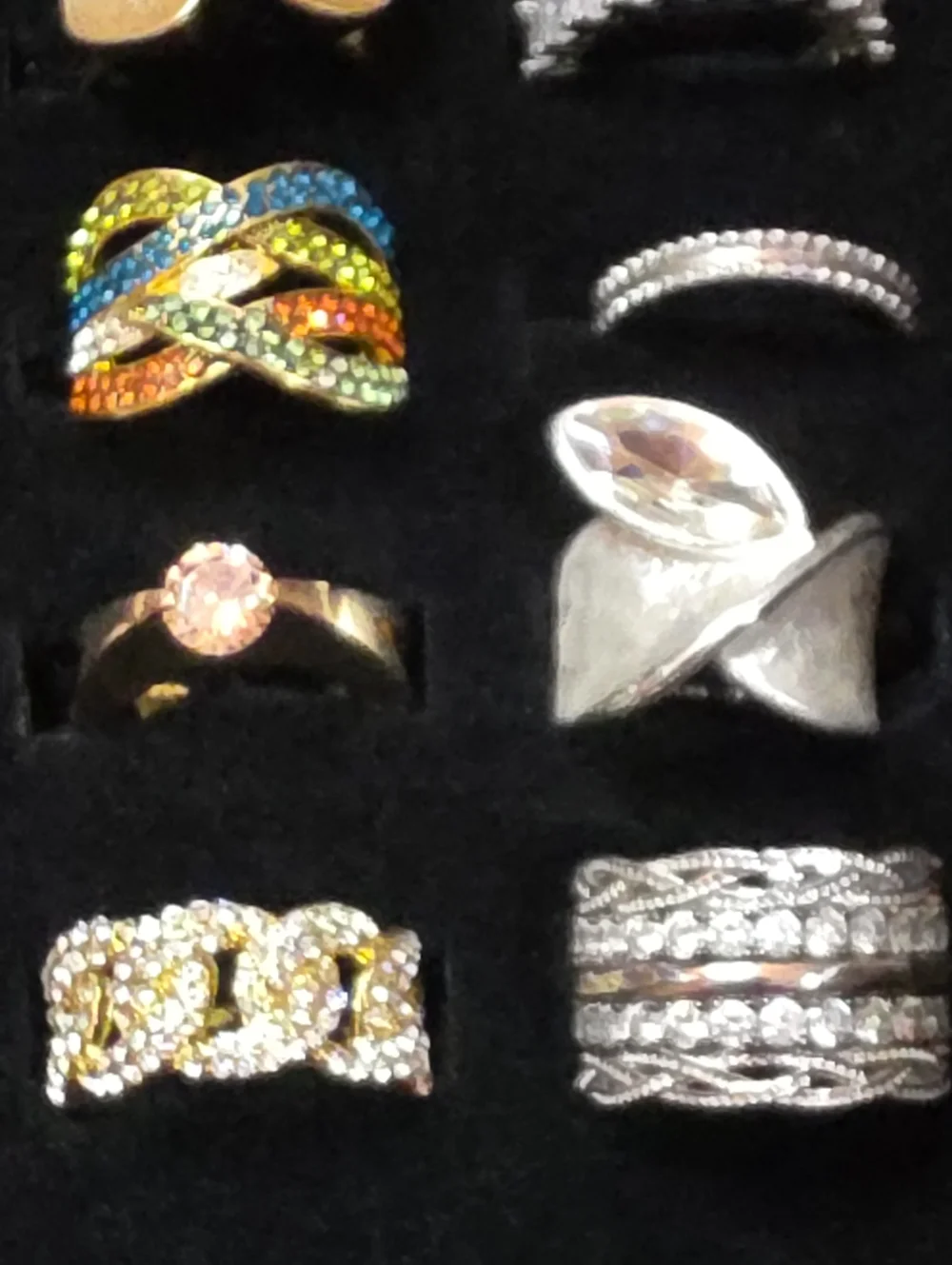 RESELLERS! LOT OF 50 HIGH QUALITY FASHION RINGS ALL IN EXCELLENT CONDITION - Picture 10 of 15
